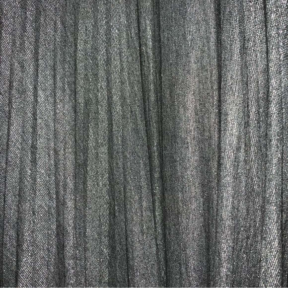 Women’s S BCBG PARIS Silver Sparkle & Shine Pleated Swing Mini Holiday Dress EXC - Picture 13 of 15